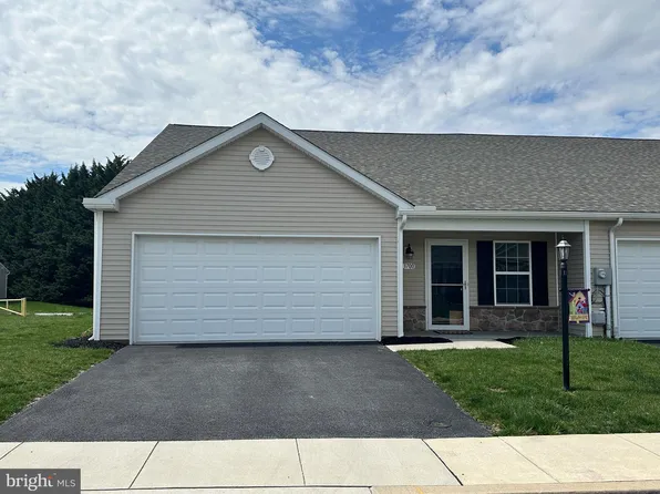 3700 Rye Ct #1, Dover, PA 17315