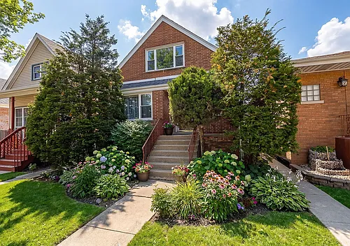 4508 S Avers Ave #2 Photo 1
