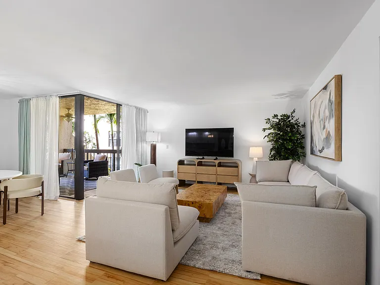 750 Egret Cir #6210 — Photo 11
