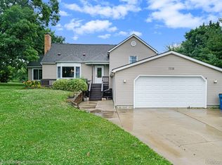 7130 Torrey Rd, Swartz Creek, MI 48473