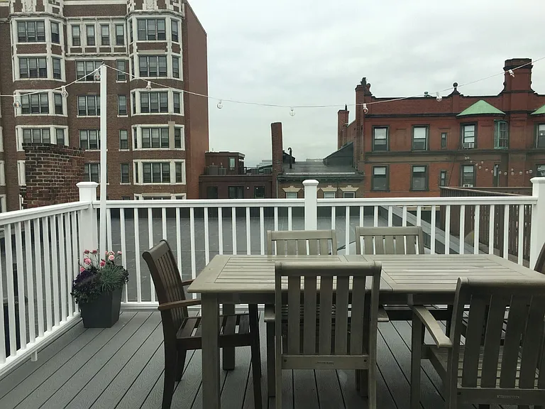 497 Beacon St #8 — Photo 1
