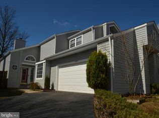 6012 Good Lion Ct, Alexandria, VA 22315