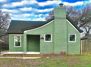 2404 Queen St, Fort Worth, TX 76103