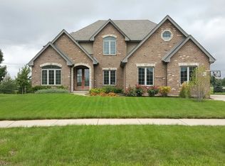 1995 Water Chase Dr, New Lenox, IL 60451