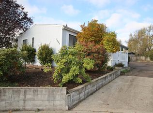 5984 Lilac Ln, Springfield, OR 97478