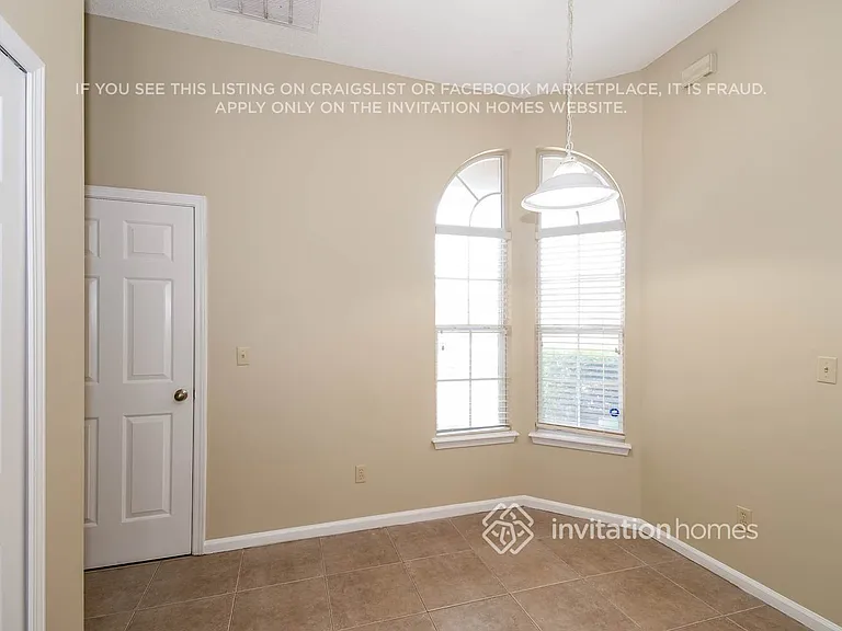 1737 Chalet St — Photo 13