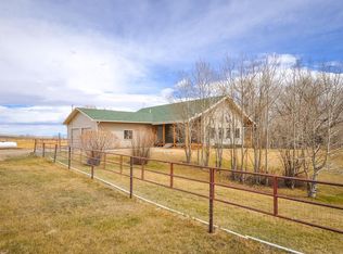 548 Road 3le, Meeteetse, WY 82433
