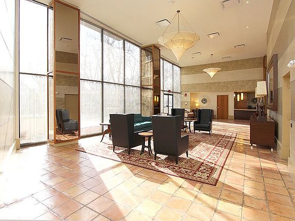 3rd image of 4620 N Park Ave APT 1008E