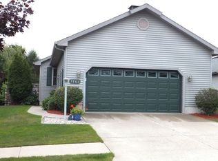 3763 Creekside Dr #29, Traverse City, MI 49684