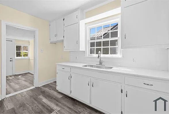 2617 Avenue K — Photo 11