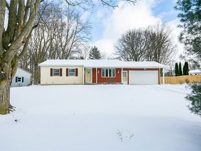 166 Colony Ln, Rochester, NY, 14623