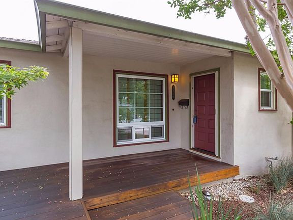 4th image of 1830 Bird Ave