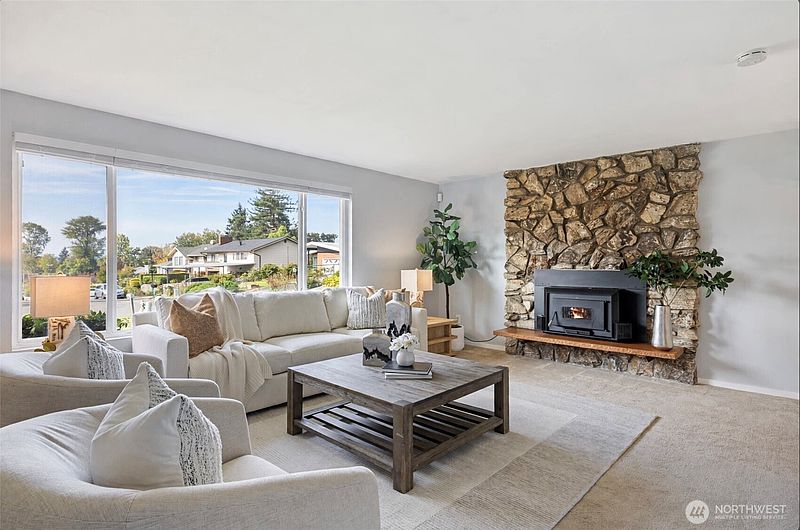 3rd image of 6155 S 125th Street