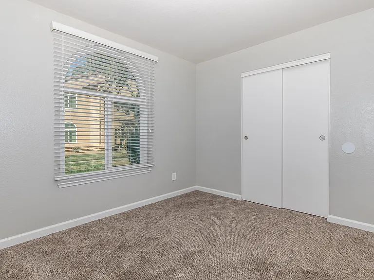 Oak View — Photo 71