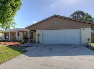 1317 Rustling Oaks Dr, Brandon, FL 33510