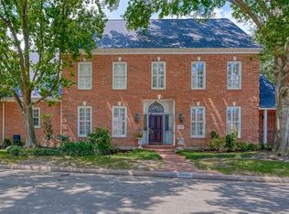 9580 Doliver Dr, Houston, TX 77063