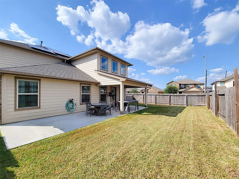 8003 Ecru Ln — Photo 41
