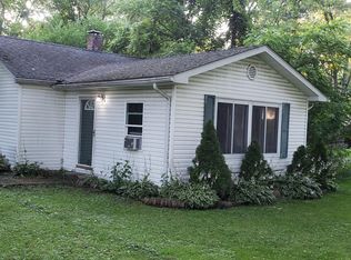 1849 S Calhoun St, Griffith, IN 46319