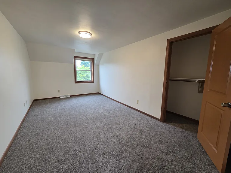 2963 Jones St — Photo 16