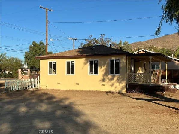 430 7th St, Norco, CA 92860