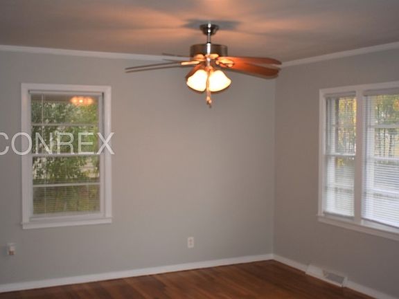 2nd image of 114 Folkstone St