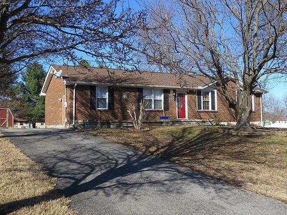 3rd image of 413 Barksdale Dr