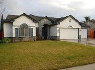 2056 N Thompson Ave, Reedley, CA 93654
