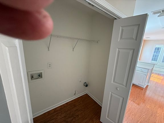4th image of 3194 Liberty Commons Dr NW