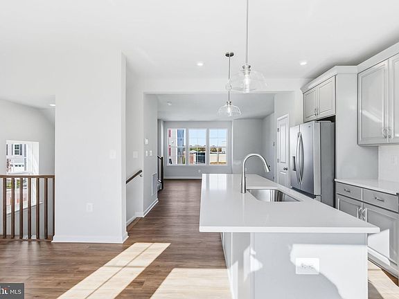 6th image of this home