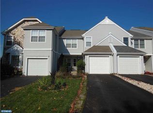 3 Yorkshire Dr, Newtown, PA 18940