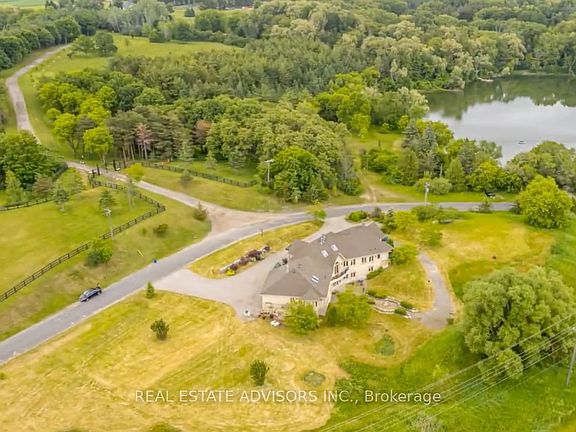 4th image of 20 Bells Lake Rd