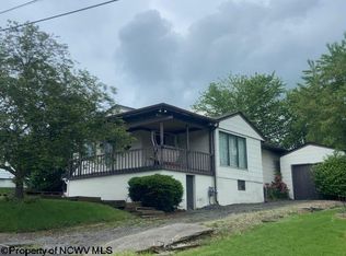 506 Jackson St, Shinnston, WV
