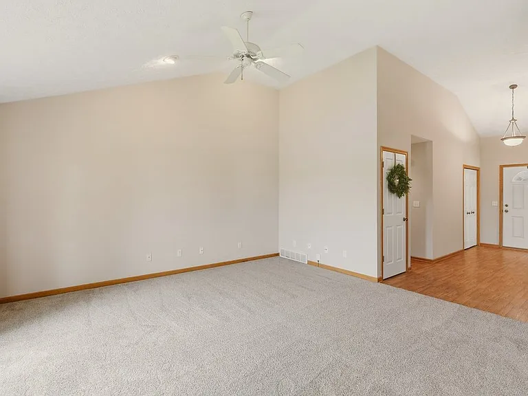 12786 Heritage Trl — Photo 22