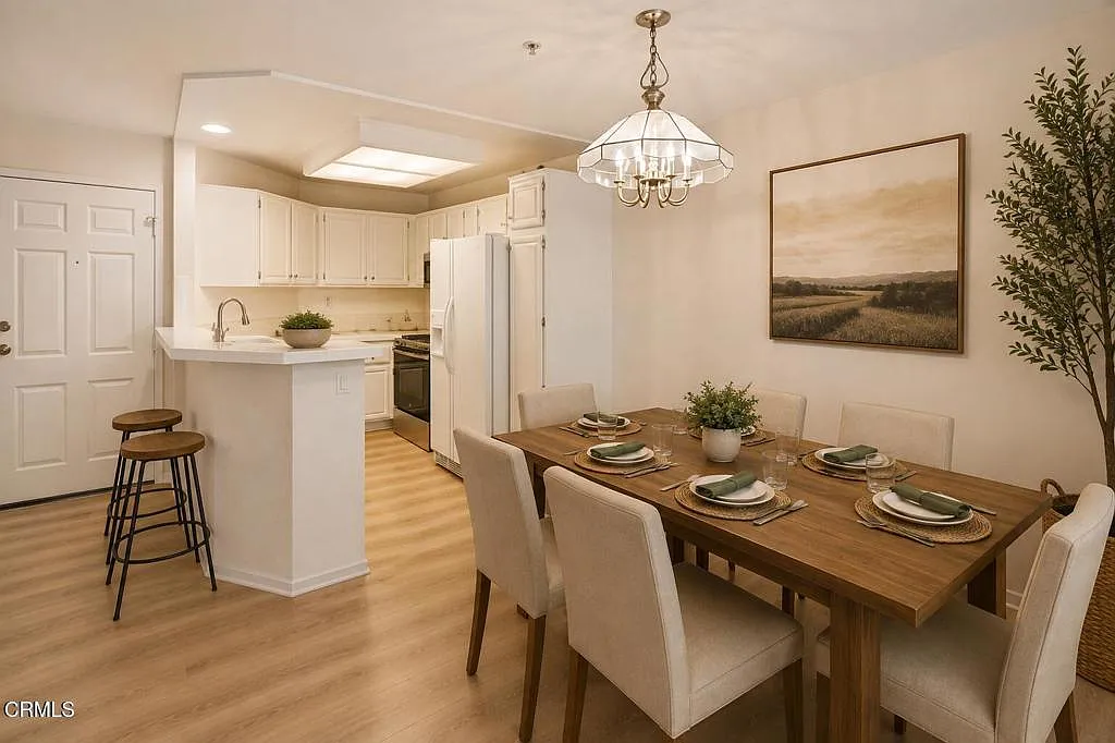 1 bed, 1.0 bath, 780 sqft, $2,500 — Photo 3