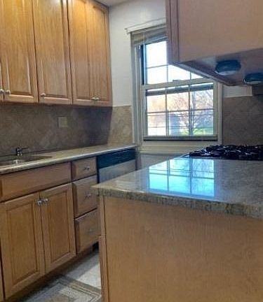 4th image of 21119A 73rd Ave #19A