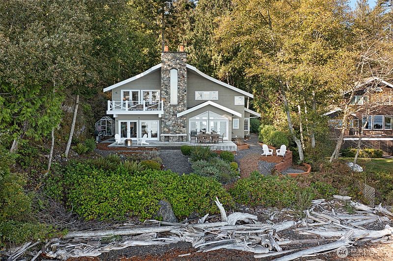 4th image of 45 Stony Point