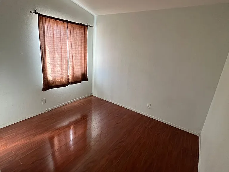 7834 Boxwood Ct — Photo 20