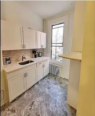 Rented by DSY PROPERTIES LLC | media 10