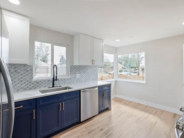 6139 E 33rd Ave, Denver, CO