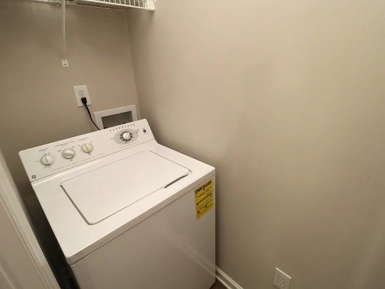 2812 Kudrow Ln — Photo 13