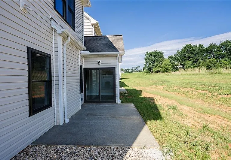 18 Kiley Ln — Photo 36