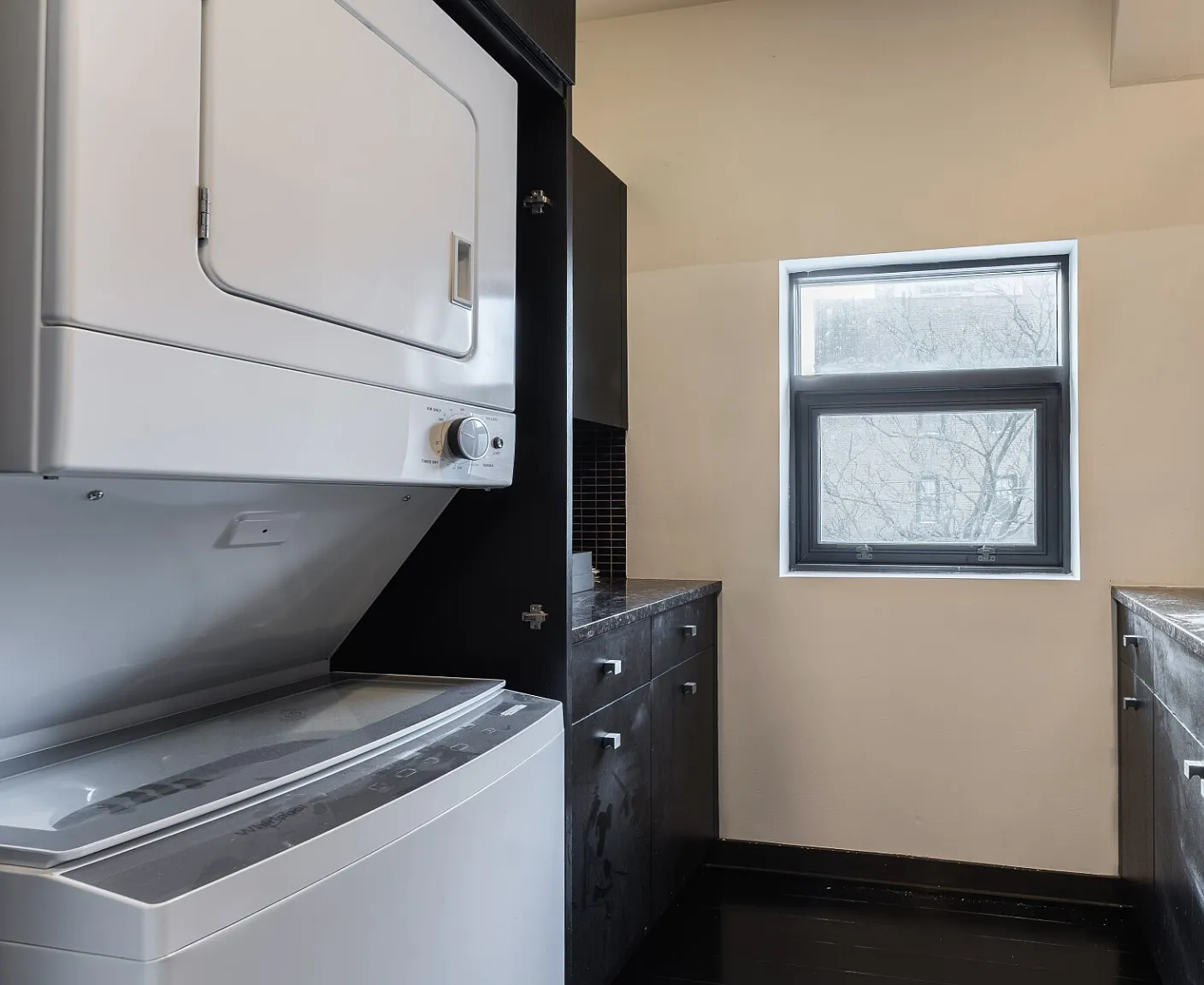 1 bed, 1.0 bath, 800 sqft, $2,200 — Photo 3