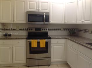 16246 Laurel Dr #104, Fort Lauderdale, FL 33326