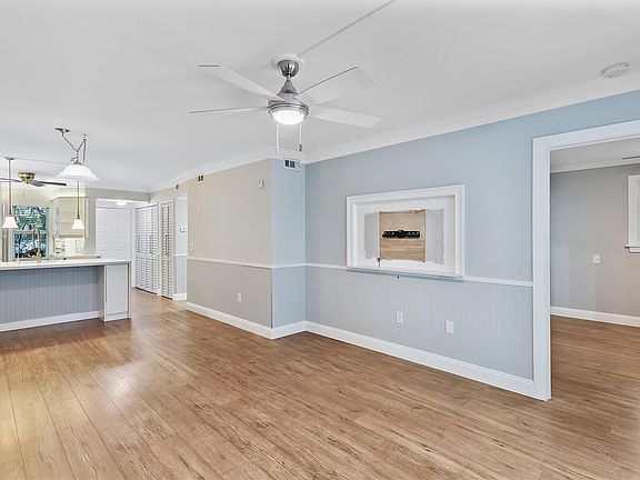 5th image of 2236 N Cypress Bend Drive #101