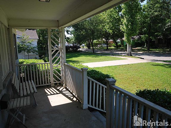 4th image of 3720 La Joya Dr