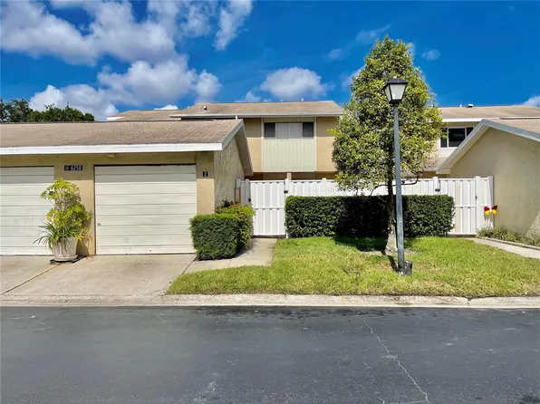 6250 Cape Hatteras Way NE APT 2, Saint Petersburg, FL 33702