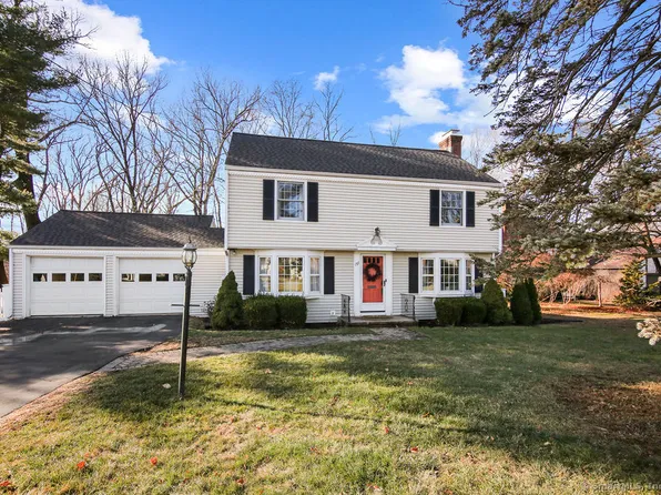 197 Ridgewood Road, West Hartford, CT 06107