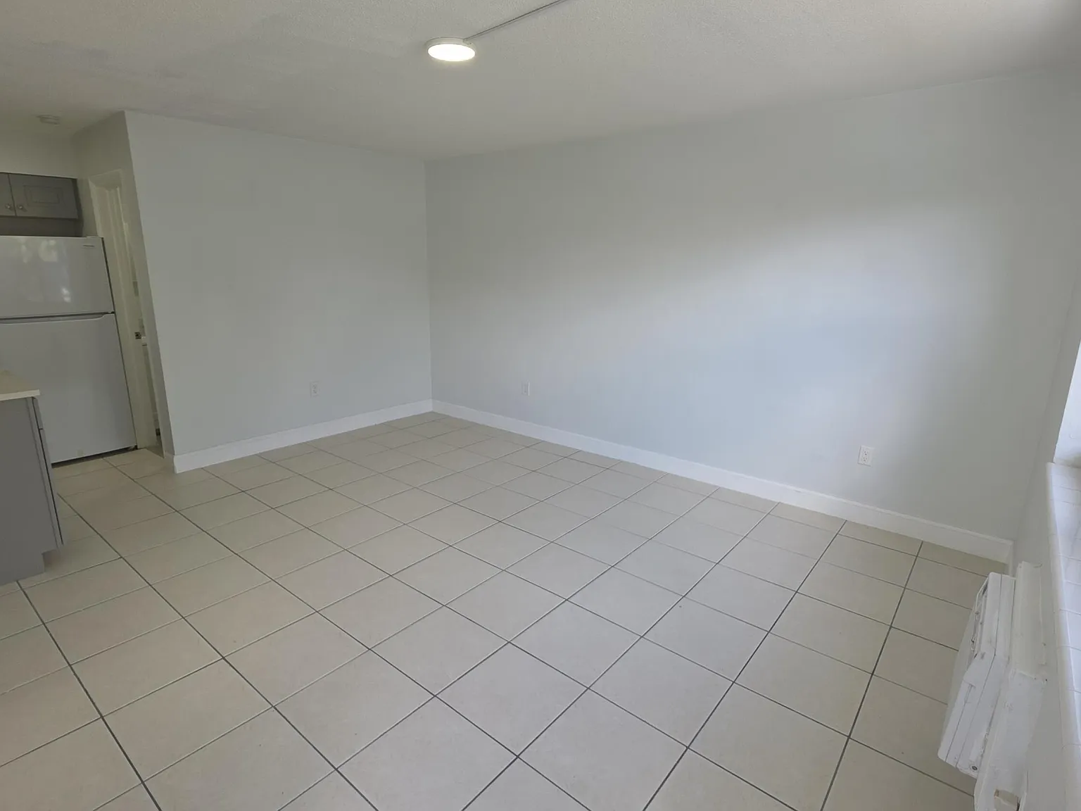 Studio, 1.0 bath, 600 sqft, $1,360 — Photo 2