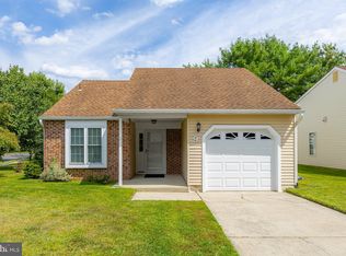 9 Avandale Ct, Mount Laurel, NJ 08054