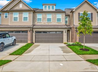 104 Addison Cir, Commerce Township, MI 48390